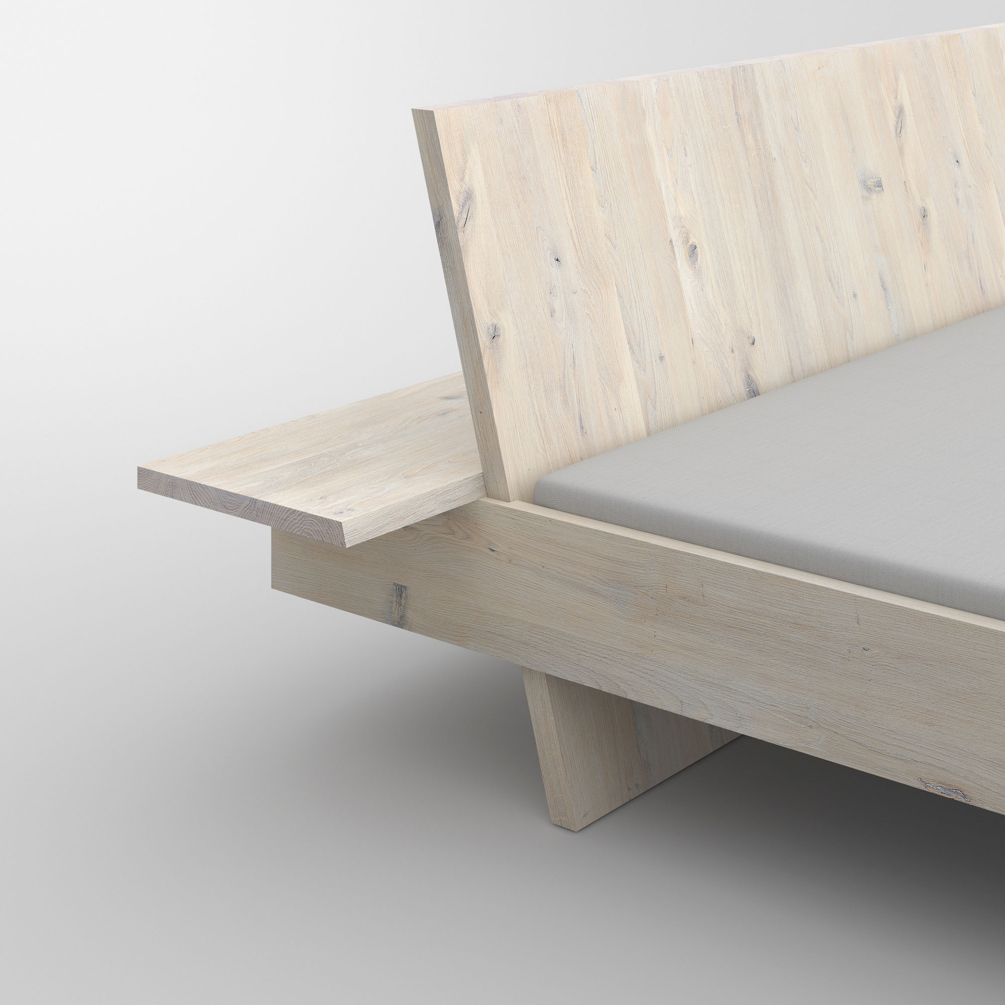 Design Massivholzbett SOMNIA cam4 Maßgefertigt aus Massivholz von vitamin design