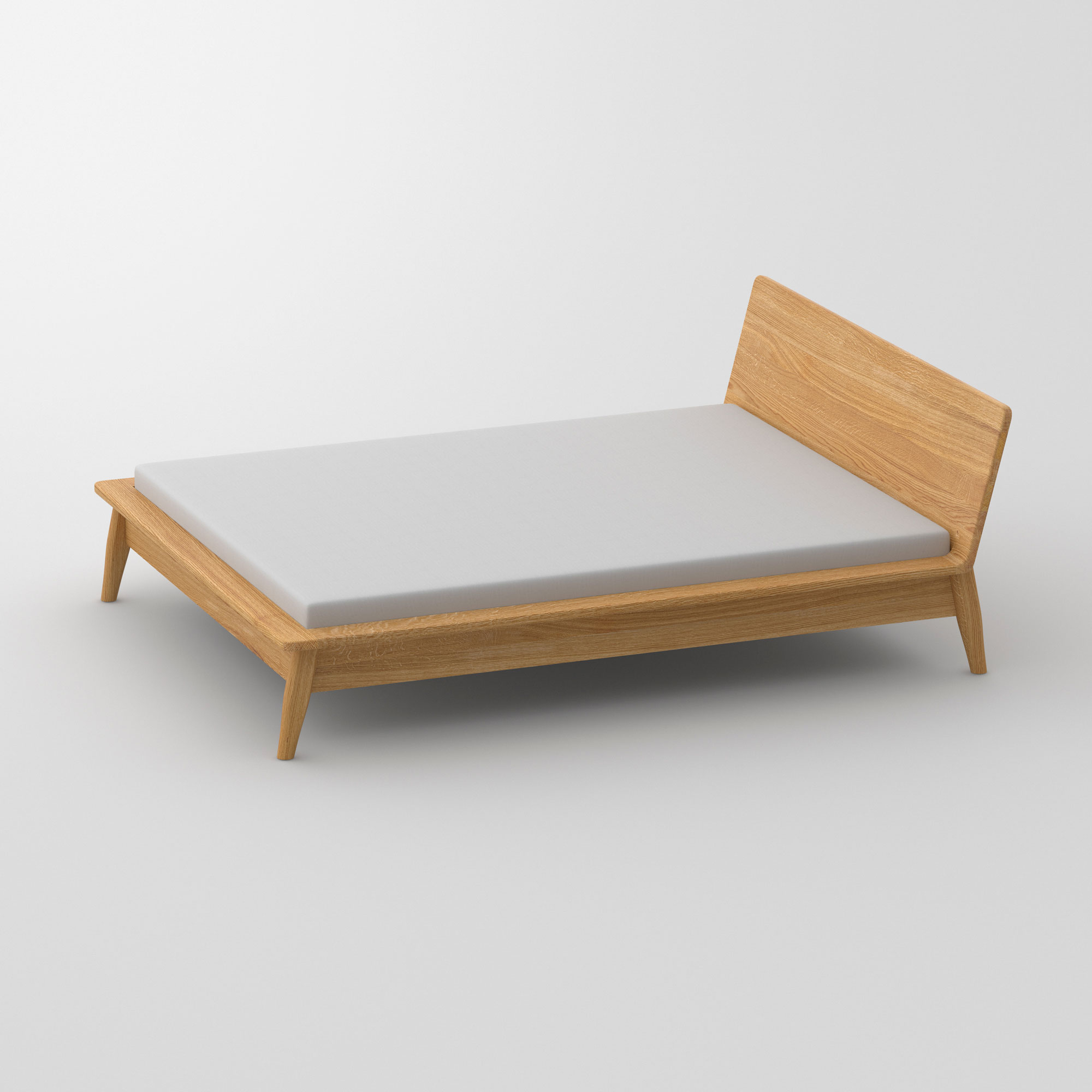 Designer Holzbett AETAS cam2 Maßgefertigt aus Massivholz von vitamin design